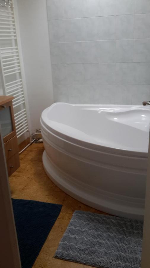 Maison Cosy Vue Sur La Rade Tourlaville Cherbourg-en-Cotentin Eksteriør bilde
